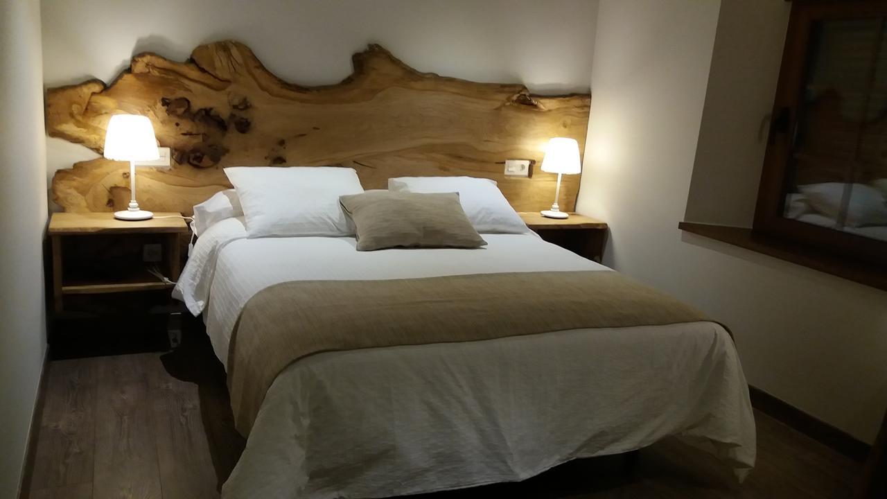 Hotel Rural El Yunque Santibáñez de la Peña Kültér fotó